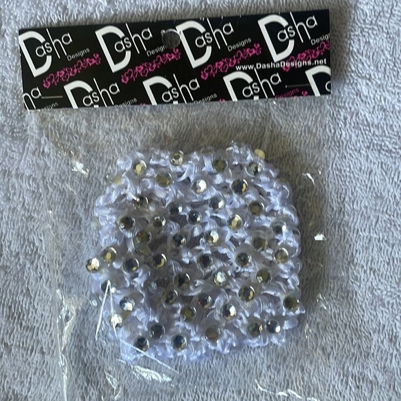 Dasha Designs - 3 pack Rhinestone (Crystal) crocheted bun covers - ballet dancer - Picture 6 of 14